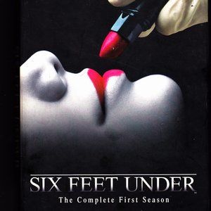 Six Feet Under - Complete 1st Season 2003 DVD 4-Disc Set - Very Good